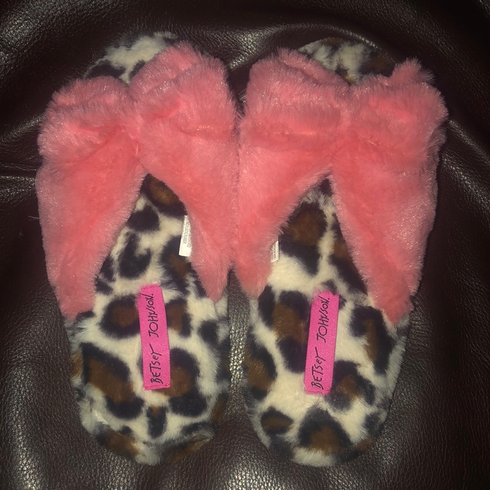 Betsey Johnson house slippers